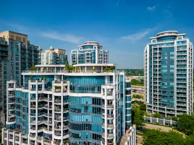 2087 Lake Shore Boulevard W 1504, Toronto W06, On M8v 4g3