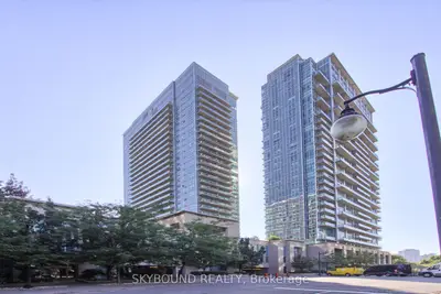 165 Legion Road N 2723, Toronto W06, ON M8Y 0B3