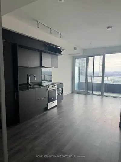 448 Burnhamthorpe Road W 3601, Mississauga, On L5b 4m6