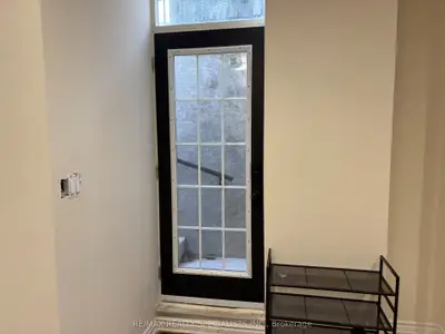 1351 Queens Plate Road, Oakville, ON L5M 5L5