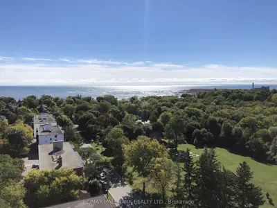 3865 Lake Shore Boulevard W 1301, Toronto W06, On M8w 0a2