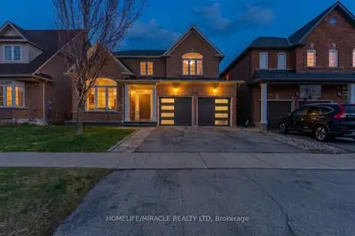 2343 Falling Green Drive, Oakville, On L6m 5a7