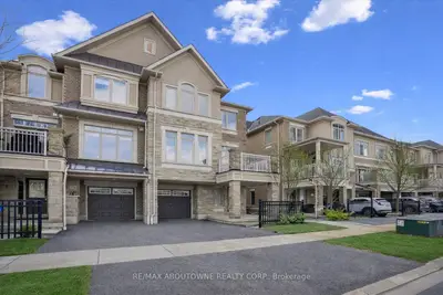 2548 Grand Oak Trail, Oakville, On L6m 0r5