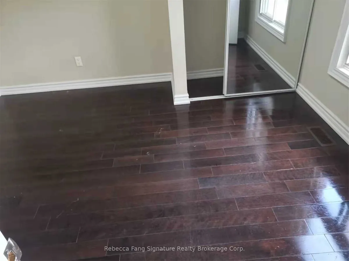 1168 Dufferin Street, Toronto W02, On M6h 4b8