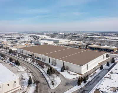 6170 Edwards Boulevard, Mississauga, ON L5T 2V7