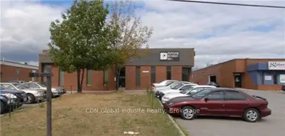 5369 Maingate Drive, Mississauga, On L4w 1g6