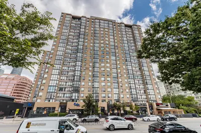 285 Enfield Place 2107, Mississauga, On L5b 3y6