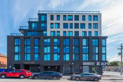 7 Fairbank Avenue W 401, Toronto W04, On M6e 3y5