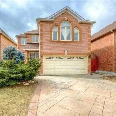 5237 Floral Hill Crescent, Mississauga, ON L5V 1V4