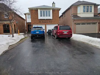 5913 Hemingway Road, Mississauga, On L5m 5k8