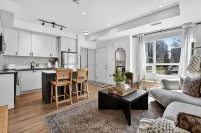 1238 Cawthra Road 9, Mississauga, On L5g 4k7