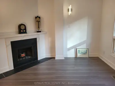 200 Keele Street 12, Toronto W02, On M6p 2k2