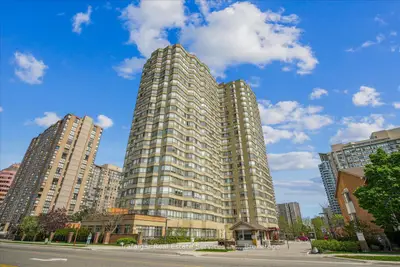 3605 Kariya Drive 1812, Mississauga, On L5b 3j4