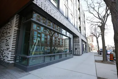 1806 St. Clair Avenue W, Toronto W03, On M6n 1j5