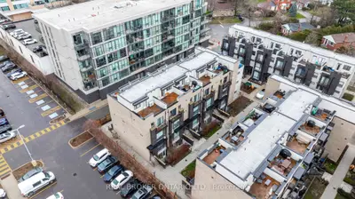 28 Fieldway Road 51, Toronto W08, On M8z 0e3