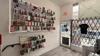 1084 Bloor Street W, Toronto W02, On M6h 1m6