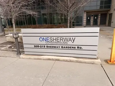 215 Sherway Gardens Road 606, Toronto W08, On M9c 0a4