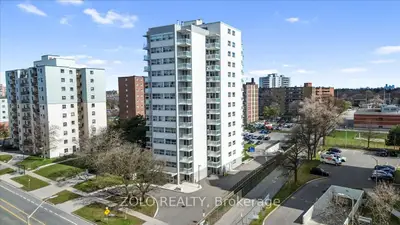 2345 Confederation Parkway 203, Mississauga, On L5b 2h3