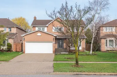 319 River Oaks Boulevard W, Oakville, On L6h 3x5