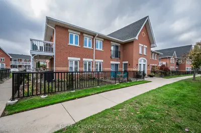 Condo Apartment in Burlington