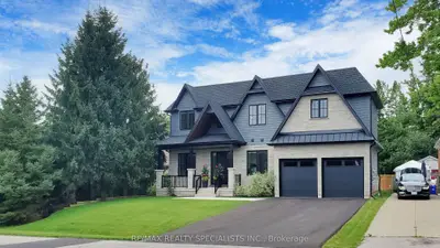 212 Southview Road, Oakville, On L6k 2p4