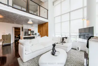 250 Manitoba Street Se 728, Toronto W06, On M8y 4g8