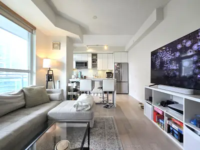 33 Shore Breeze Drive 508, Toronto W06, On M8v 0g1