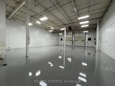 221 Deerhurst Drive 8-9, Brampton, On L6t 5l7