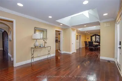 2301 Bennington Gate, Oakville, On L6j 5z4