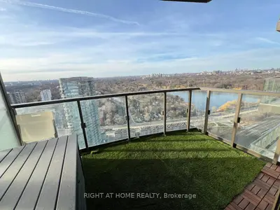 1928 Lake Shore Boulevard W 3501, Toronto W01, On M6s 0b1