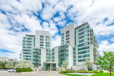 5 Marine Parade Drive 410, Toronto W06, On M8v 4b4