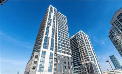 30 Samuel Wood Way 605, Toronto W08, On M9b 1b1
