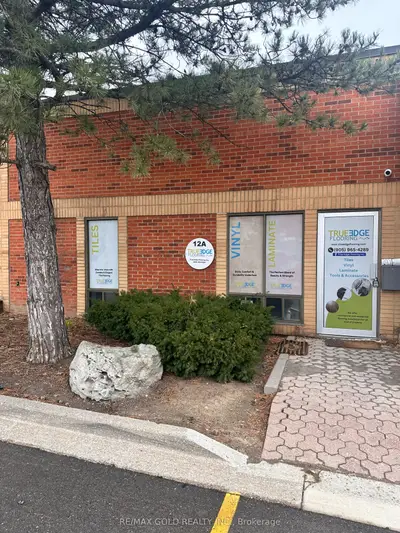 1200 Aerowood Drive 12A, Mississauga, ON L4W 2S7