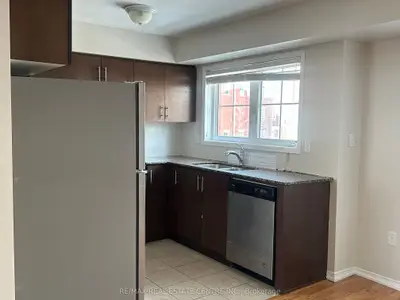 2476 Post Road 6, Oakville, ON L6H 0K1