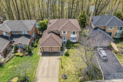 3840 Promontory Crescent S, Mississauga, On L5l 3m2