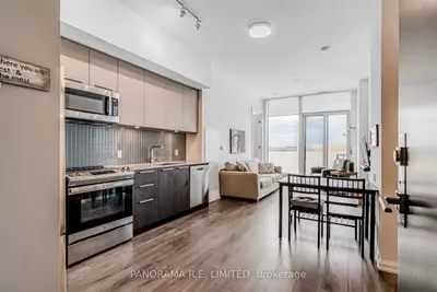 4208 Dundas Street W 802, Toronto W08, On M8x 1y6