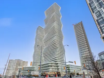 3900 Confederation Parkway 1612, Mississauga, On L5b 0m3