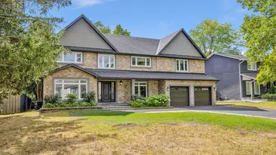 2068 Mississauga Road, Mississauga, On L5h 2k6
