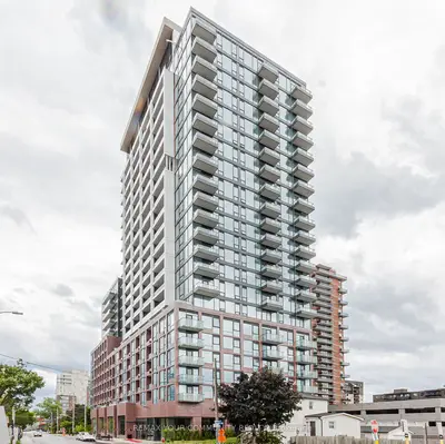 28 Ann Street 806, Mississauga, On L5g 3g1