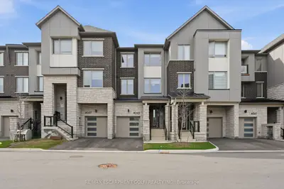 4045 Saida Street, Mississauga, On L5m 2s8