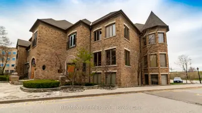 28 Village Centre Place 28-204, Mississauga, On L4z 1v9