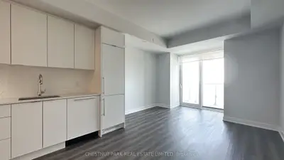 430 Square One Drive 1305, Mississauga, On L5b 0l6