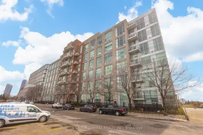 200 Manitoba Street 119, Toronto W06, On M8y 3y9