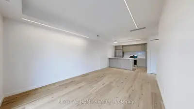 14 Salem Avenue 3, Toronto W02, On M6h 3c1