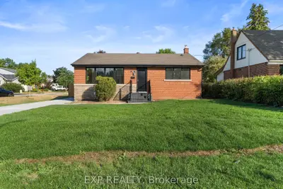 686 Wickens Avenue, Burlington, On L7t 3t2