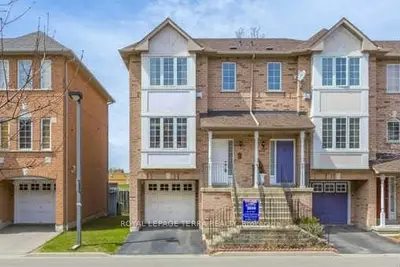80 Acorn Place 16, Mississauga, On L4z 4c9