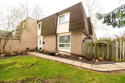 685 Francis Road 1, Burlington, On L7t 3x6