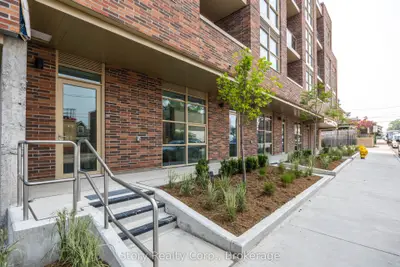 119 Ford Street 108, Toronto W03, ON M6N 3A2