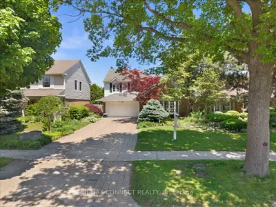 2491 Parmeer Drive, Mississauga, On L5c 2y3