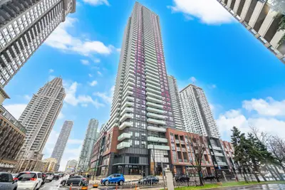 430 Square One Drive 4905, Mississauga, ON L5B 0L6